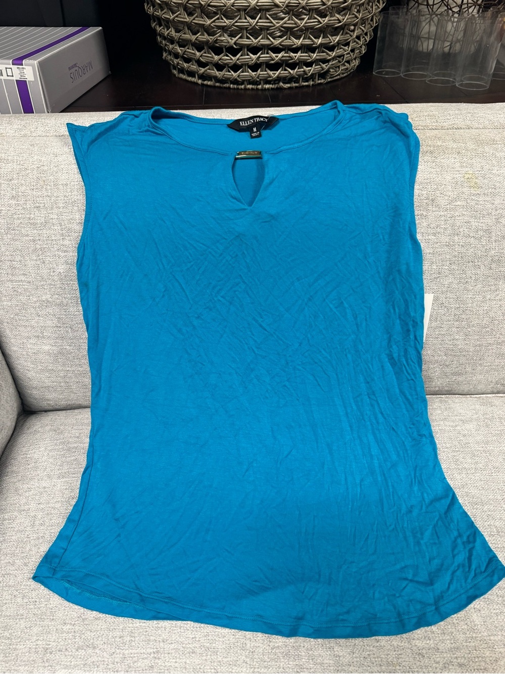 Ellen Tracy Teal Cap-Sleeve Keyhole Top